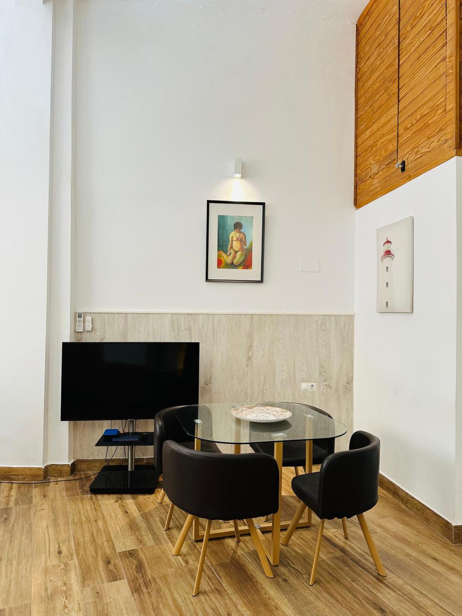 Loft doble altura monoambiente nuevo en Alicante centro Exterior foto